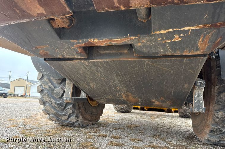 image for item LH9524 2022 Komatsu WA380-8 wheel loader