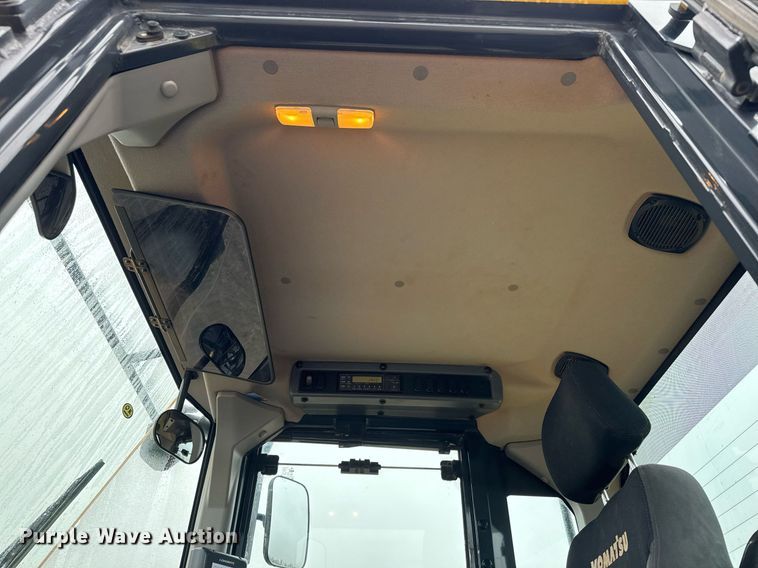 image for item LH9524 2022 Komatsu WA380-8 wheel loader