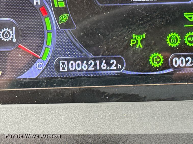image for item LH9524 2022 Komatsu WA380-8 wheel loader