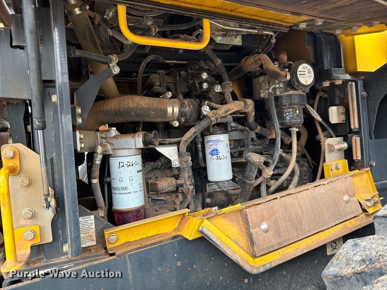 image for item LH9524 2022 Komatsu WA380-8 wheel loader