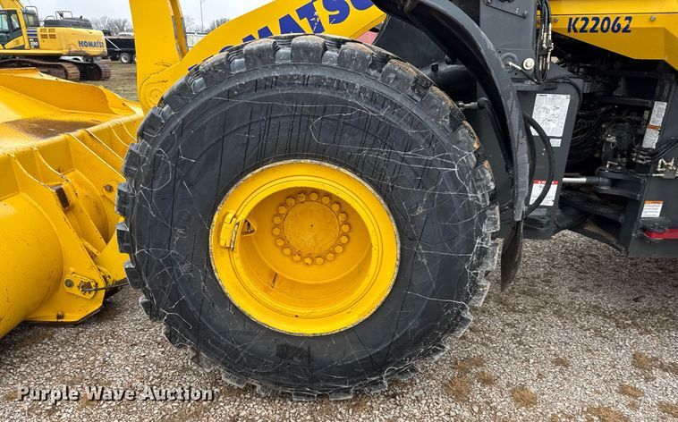 image for item LH9524 2022 Komatsu WA380-8 wheel loader