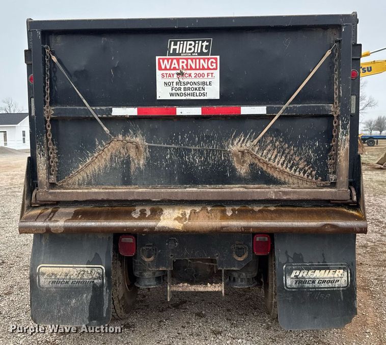 image for item LH9525 2018 Western Star 4700SF dump truck