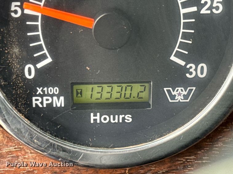 image for item LH9525 2018 Western Star 4700SF dump truck