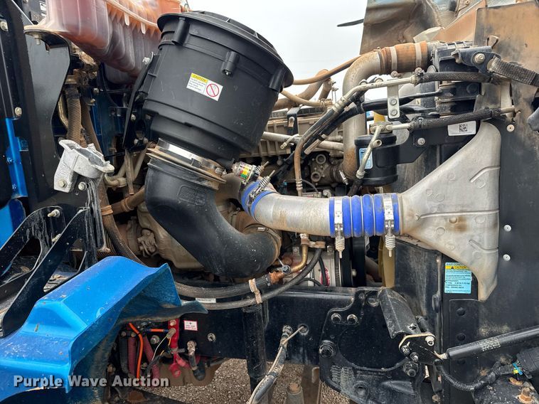 image for item LH9525 2018 Western Star 4700SF dump truck