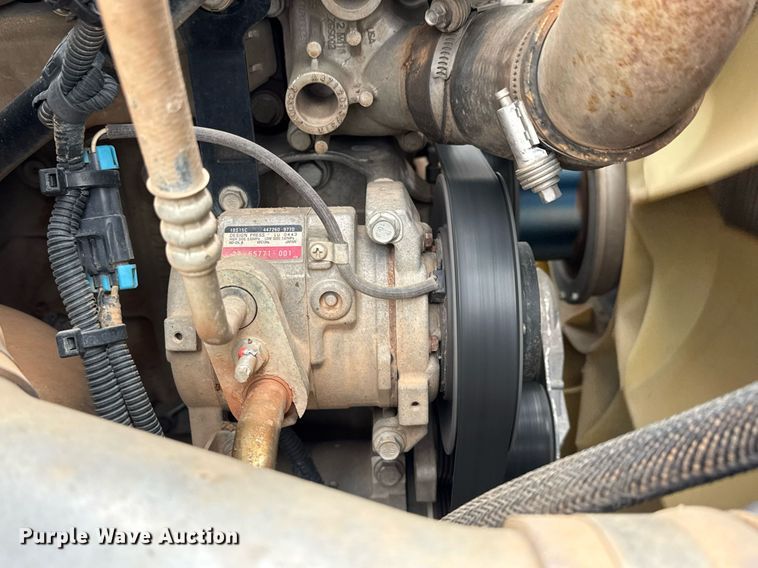 image for item LH9525 2018 Western Star 4700SF dump truck