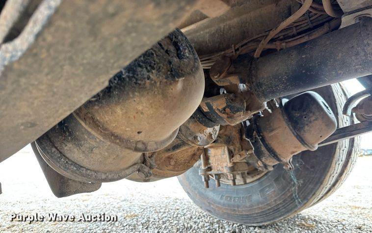 image for item LH9526 2018 Western Star 4700SF dump truck