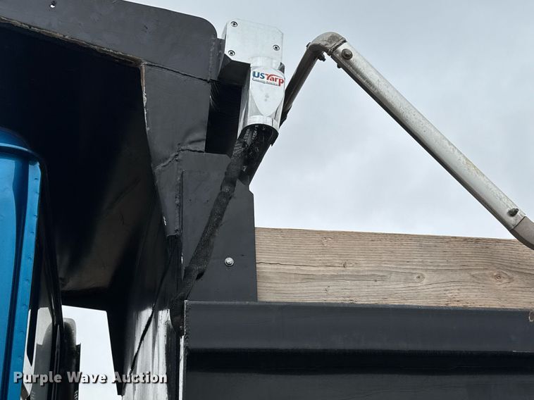 image for item LH9527 2018 Western Star 4700SF dump truck