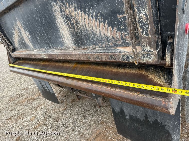 image for item LH9527 2018 Western Star 4700SF dump truck