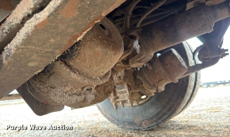 image for item LH9527 2018 Western Star 4700SF dump truck