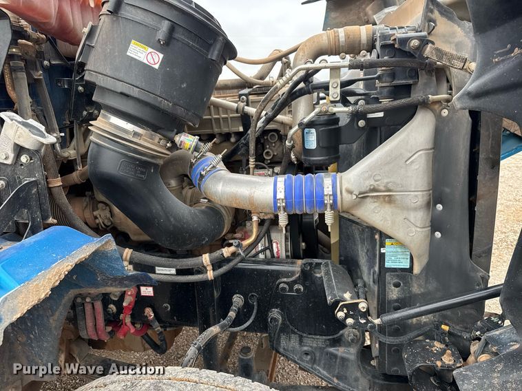 image for item LH9527 2018 Western Star 4700SF dump truck