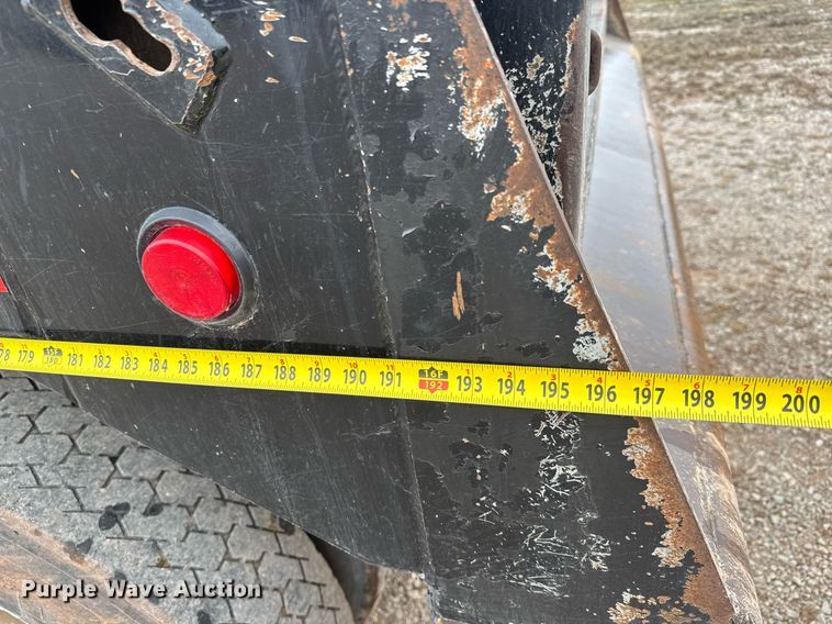 image for item LH9528 2018 Western Star 4700SF dump truck