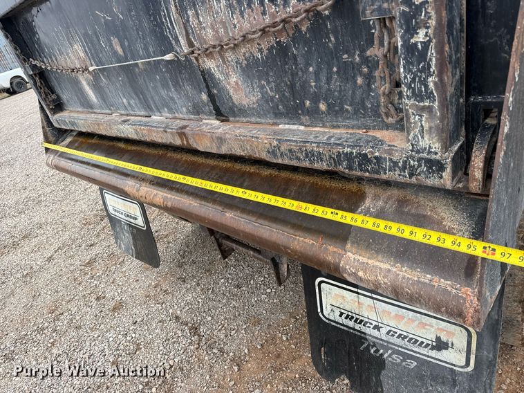 image for item LH9528 2018 Western Star 4700SF dump truck