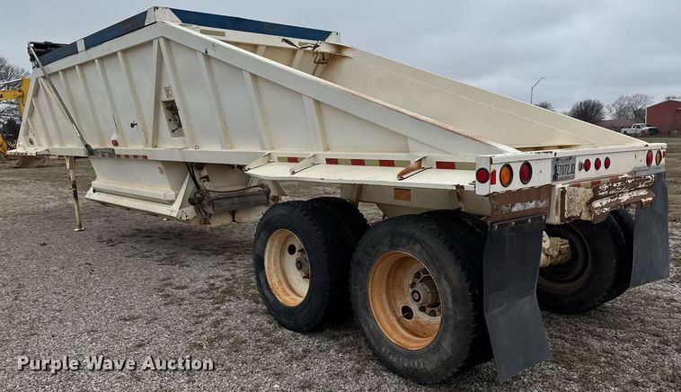image for item LH9530 2008 Ranco bottom dump trailer