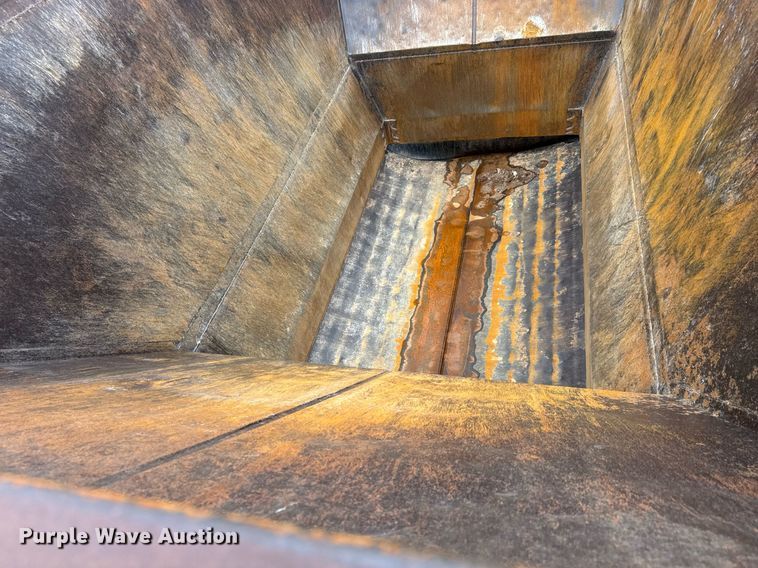 image for item LH9530 2008 Ranco bottom dump trailer