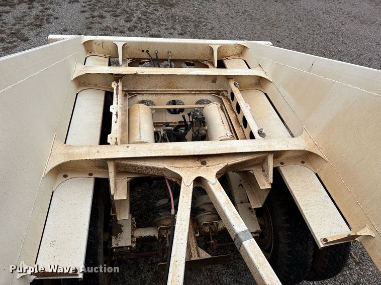 image for item LH9530 2008 Ranco bottom dump trailer