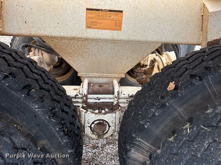 image for item LH9530 2008 Ranco bottom dump trailer