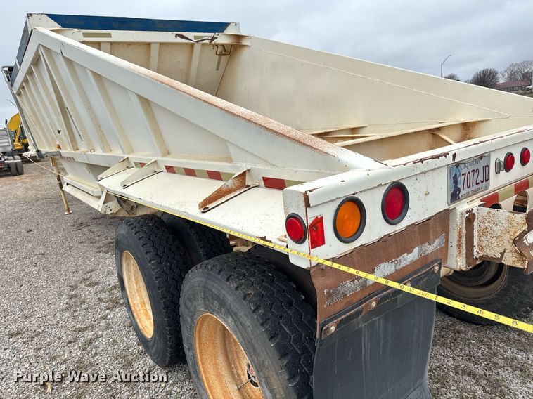 image for item LH9530 2008 Ranco bottom dump trailer