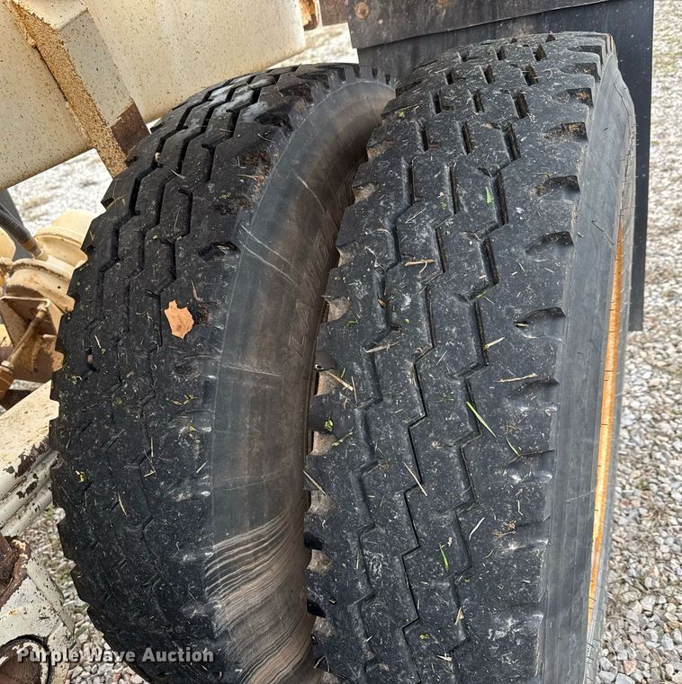 image for item LH9530 2008 Ranco bottom dump trailer