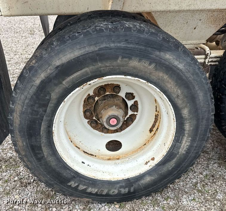 image for item LH9530 2008 Ranco bottom dump trailer