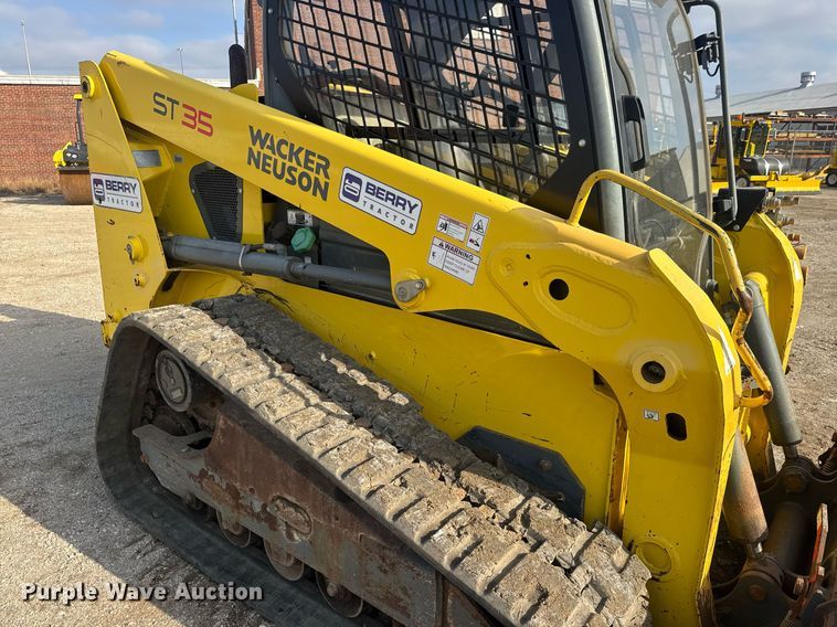 image for item LH9536 2016 Wacker Neuson ST35 tracked skid steer loader