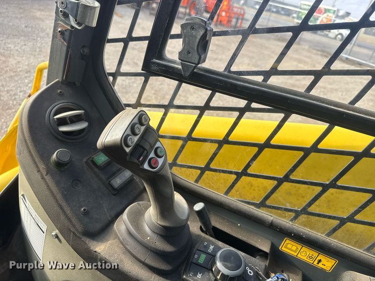 image for item LH9536 2016 Wacker Neuson ST35 tracked skid steer loader