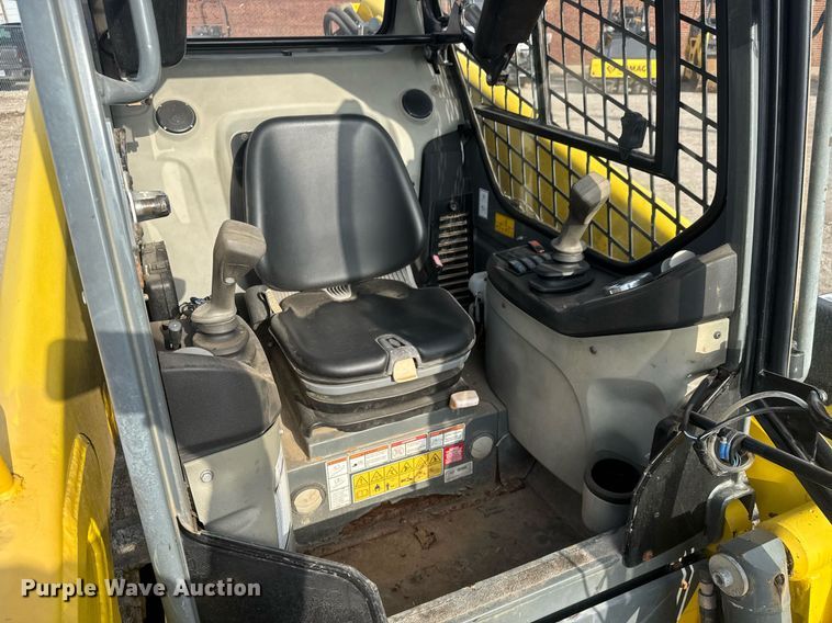 image for item LH9536 2016 Wacker Neuson ST35 tracked skid steer loader