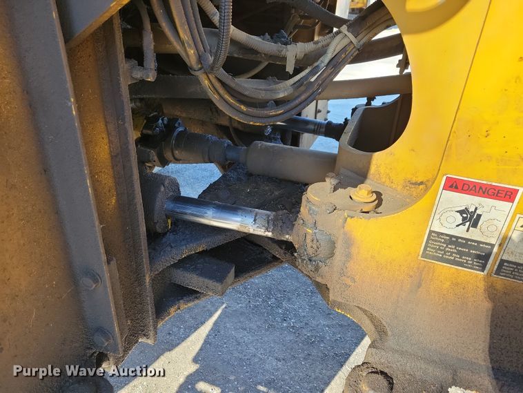image for item NB9804 1997 Kawasaki 85Z IV wheel loader