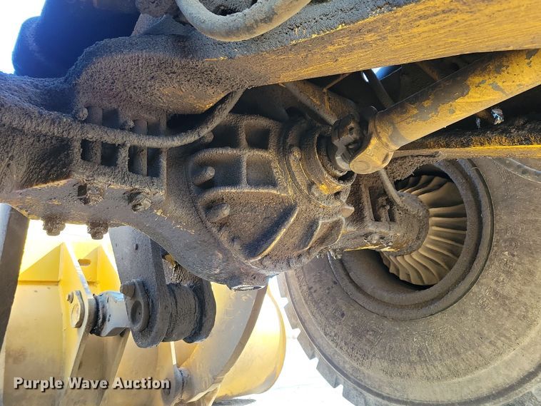 image for item NB9804 1997 Kawasaki 85Z IV wheel loader