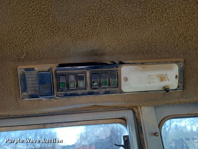 image for item NB9804 1997 Kawasaki 85Z IV wheel loader