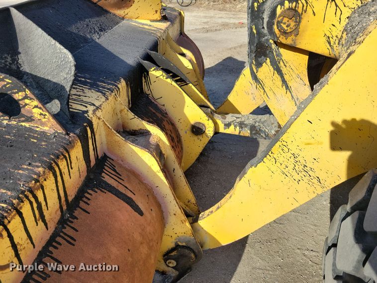 image for item NB9807 1998 Komatsu WA320-3L wheel loader