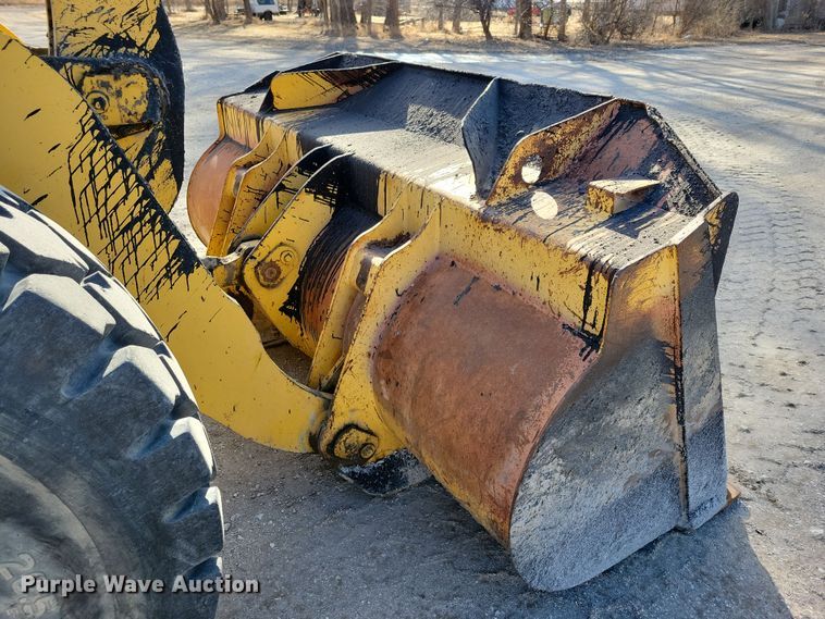image for item NB9807 1998 Komatsu WA320-3L wheel loader