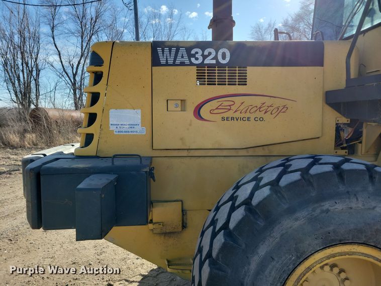 image for item NB9807 1998 Komatsu WA320-3L wheel loader