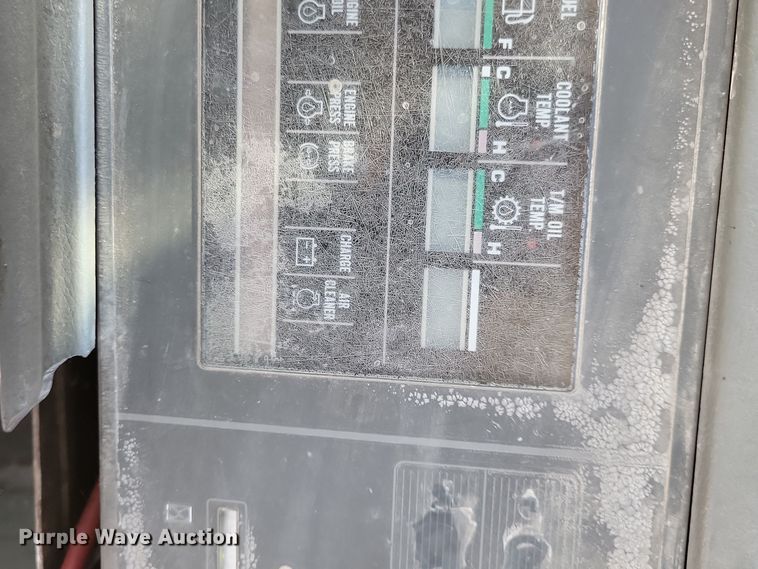 image for item NB9807 1998 Komatsu WA320-3L wheel loader