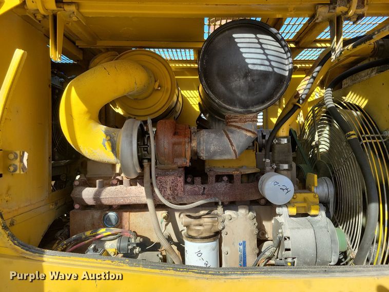 image for item NB9807 1998 Komatsu WA320-3L wheel loader