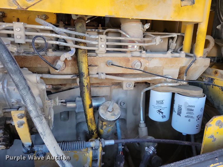 image for item NB9807 1998 Komatsu WA320-3L wheel loader