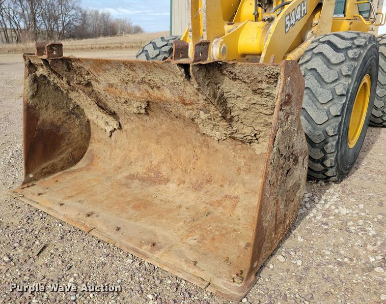 image for item NB9811 1999 John Deere  544H wheel loader