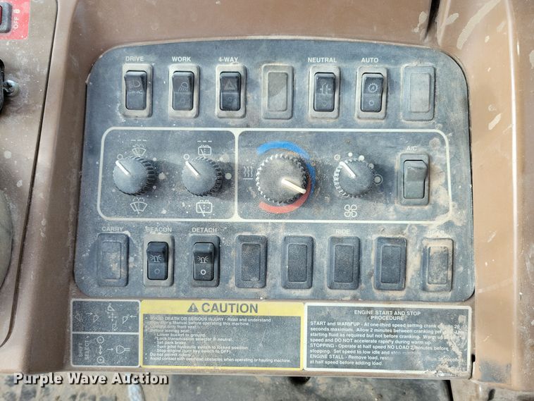 image for item NB9811 1999 John Deere  544H wheel loader