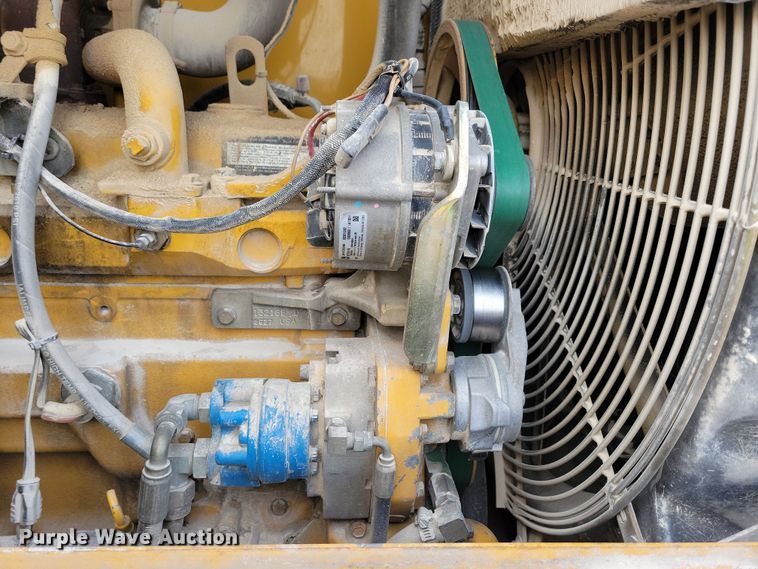 image for item NB9811 1999 John Deere  544H wheel loader