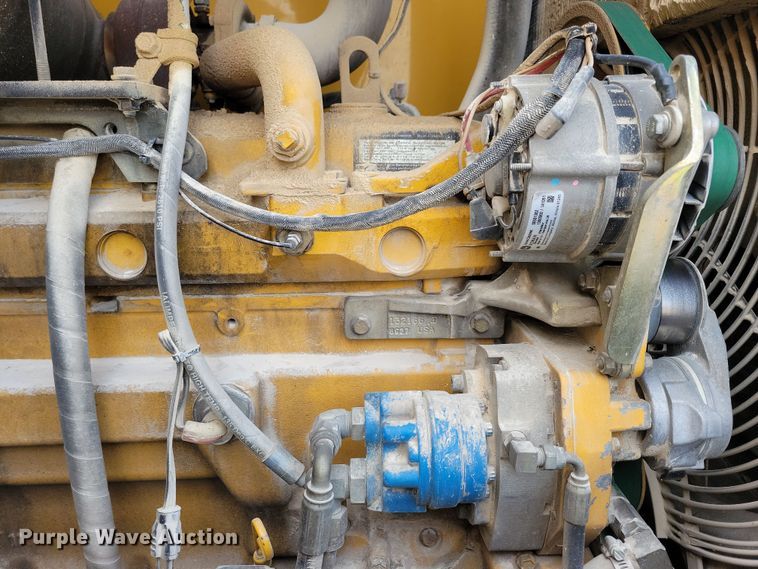 image for item NB9811 1999 John Deere  544H wheel loader