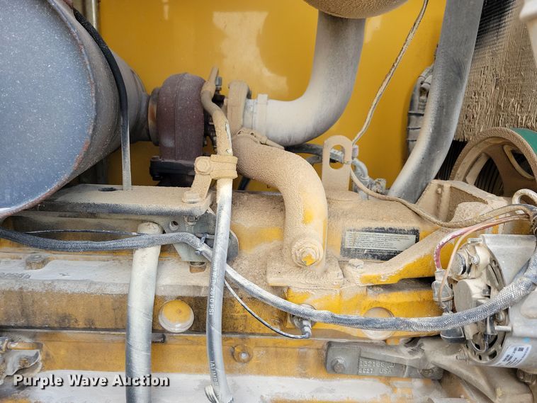 image for item NB9811 1999 John Deere  544H wheel loader