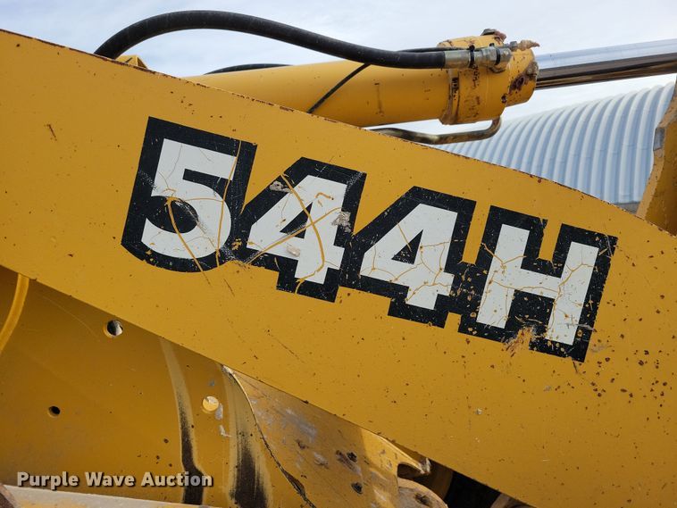 image for item NB9811 1999 John Deere  544H wheel loader