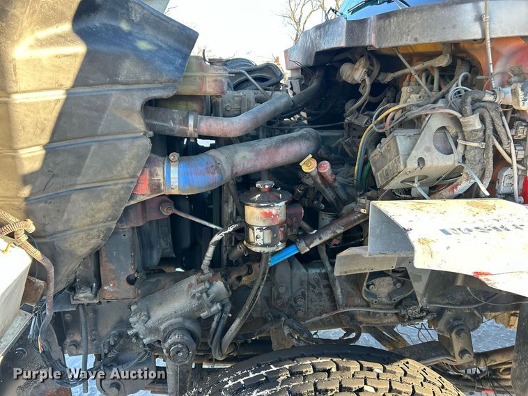 image for item NJ9737 2004 International 7400 dump truck