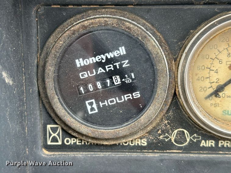 image for item NN9564 Sullair 185 air compressor