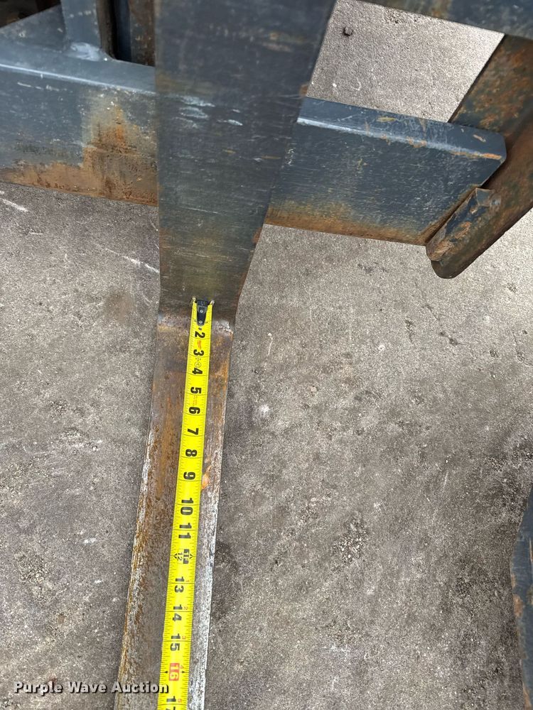 image for item NN9565 2006 Moffett M55 forklift