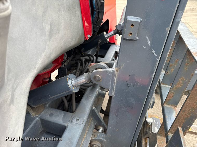 image for item NN9565 2006 Moffett M55 forklift