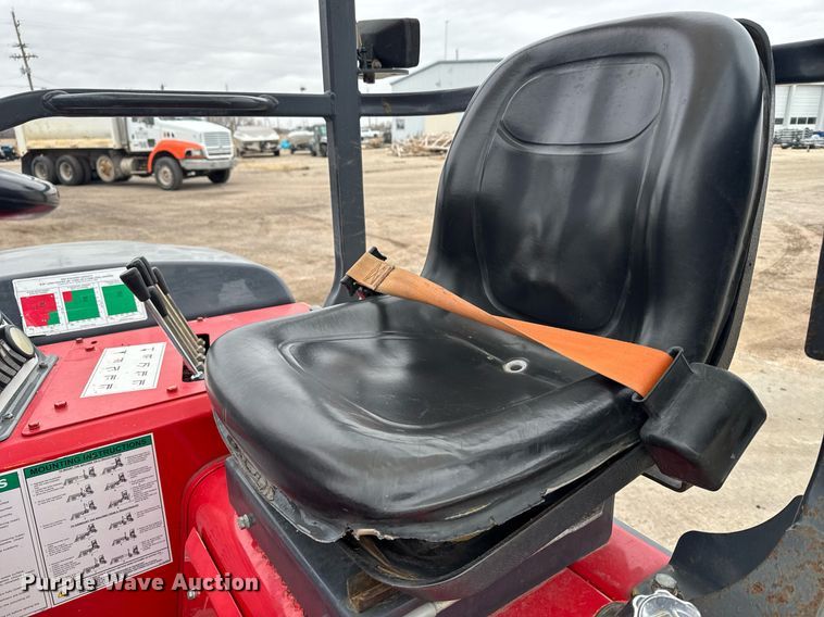 image for item NN9565 2006 Moffett M55 forklift