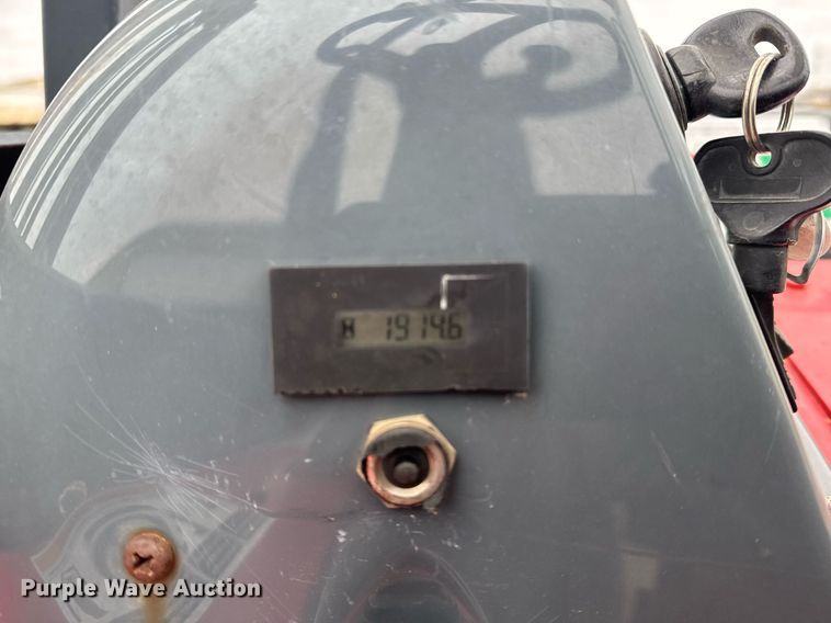 image for item NN9565 2006 Moffett M55 forklift