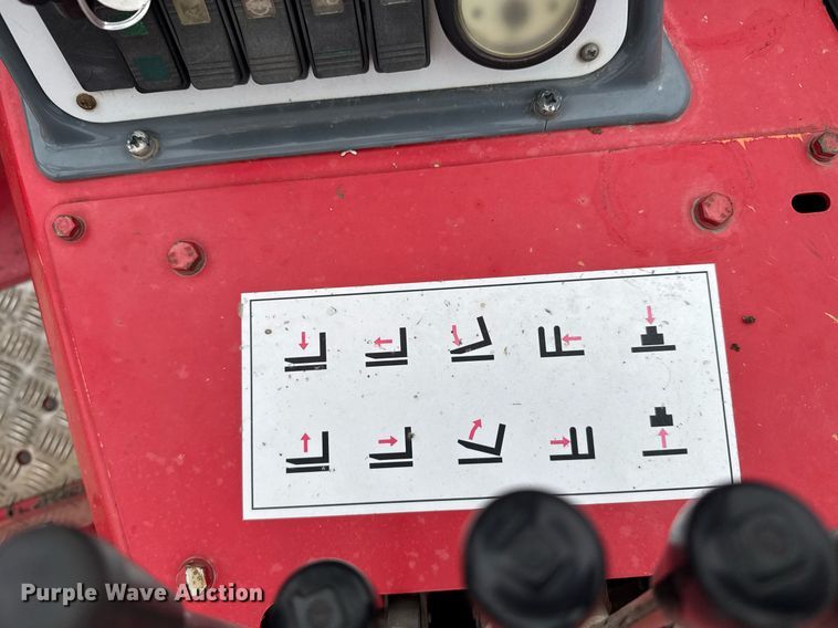 image for item NN9565 2006 Moffett M55 forklift