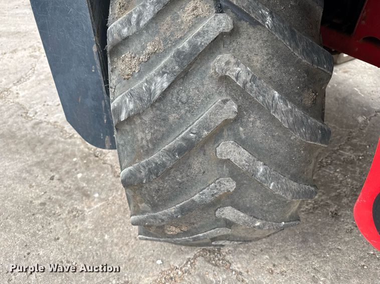 image for item NN9565 2006 Moffett M55 forklift