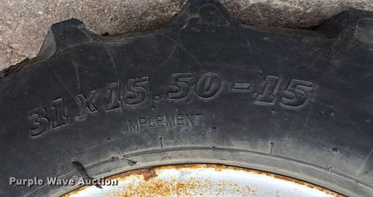 image for item NN9565 2006 Moffett M55 forklift